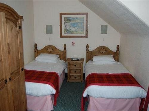 Mackenzies Highland Inn Aviemore Eksteriør billede